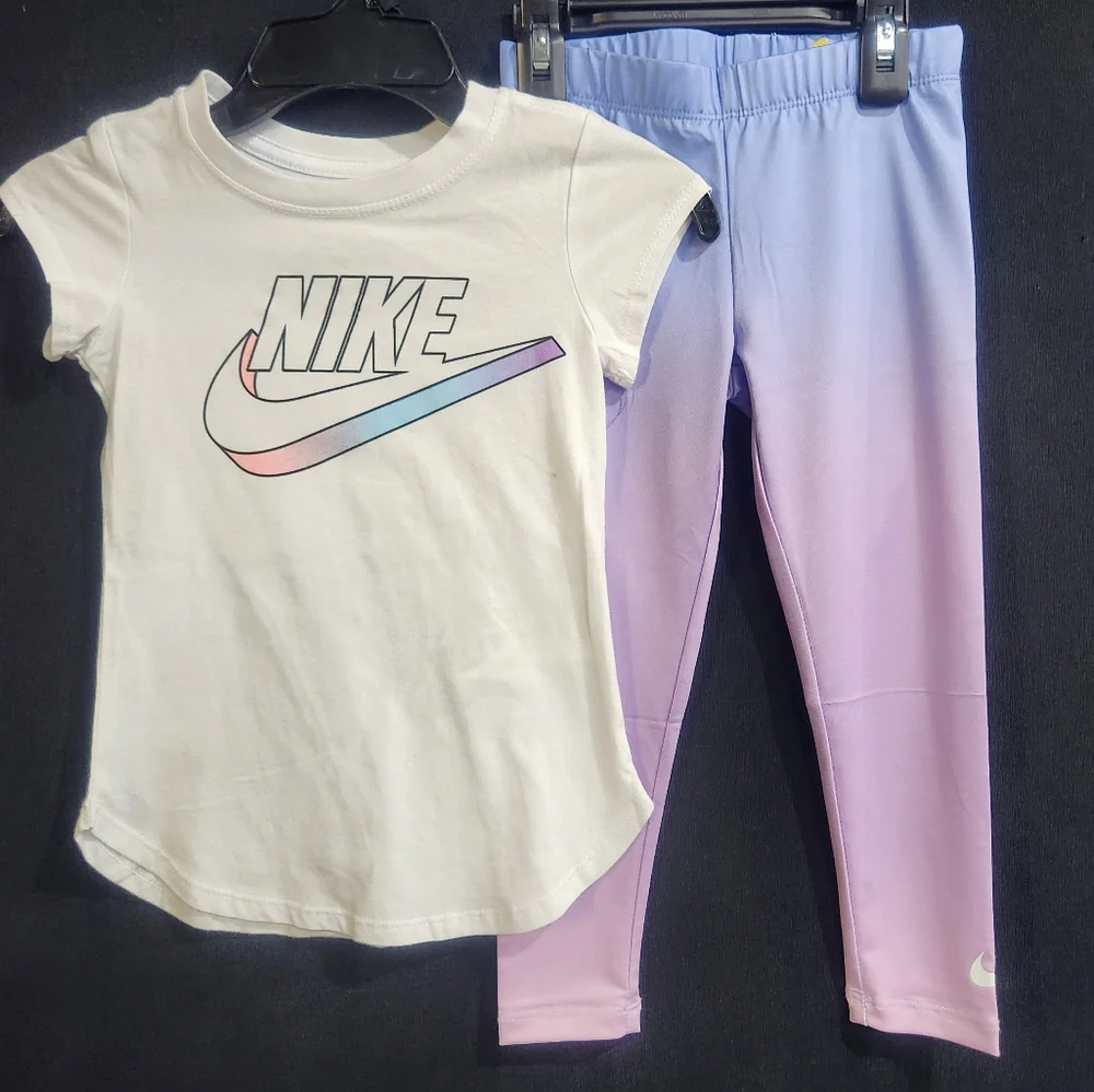🆕️ Nike Tee & Leggings - Picture 3 of 3